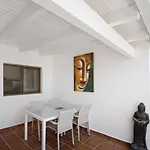 Casa La Bubilla En Holiday home Lajares