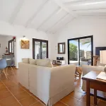 Semesterbostad Casa La Bubilla En *