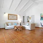 Nyaraló Casa La Bubilla En