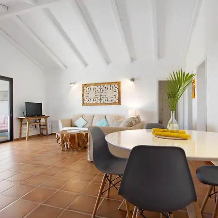 Holiday home Casa La Bubilla En *