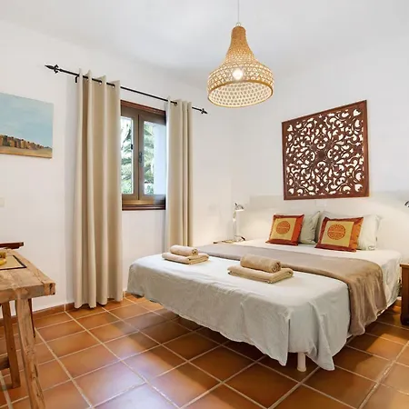 بيت للعطل Casa La Bubilla En
